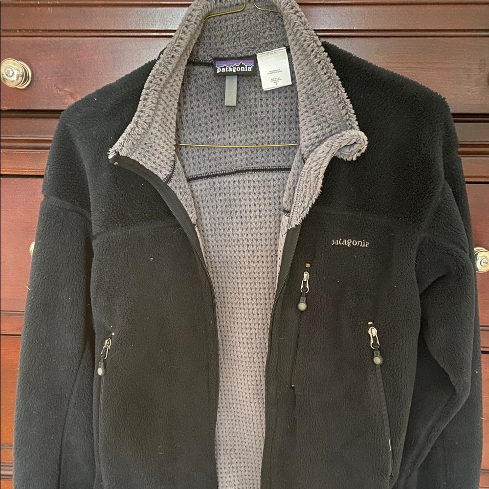 Patagonia black gray full zip fleece jacket